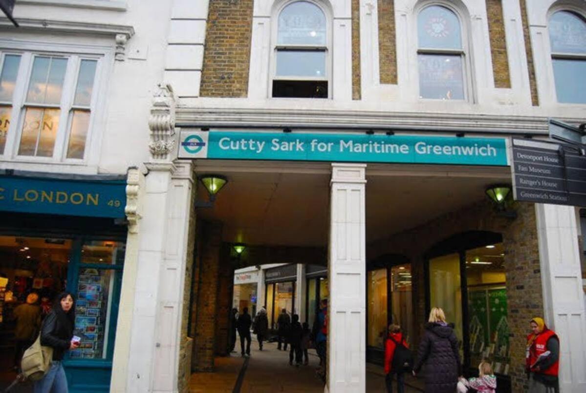 Elegant & Spacious Parkside 2-bedroom 2-bathroom Flat In Period Building On Blackheath Common - Private Entrance, Great Greenwich Location, Easy For O2 Arena And City! Appartamento Londra